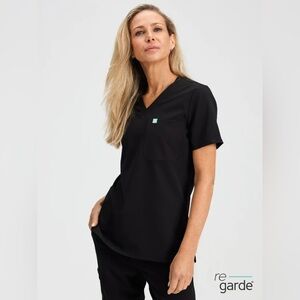 Garde Malade Scrub Top